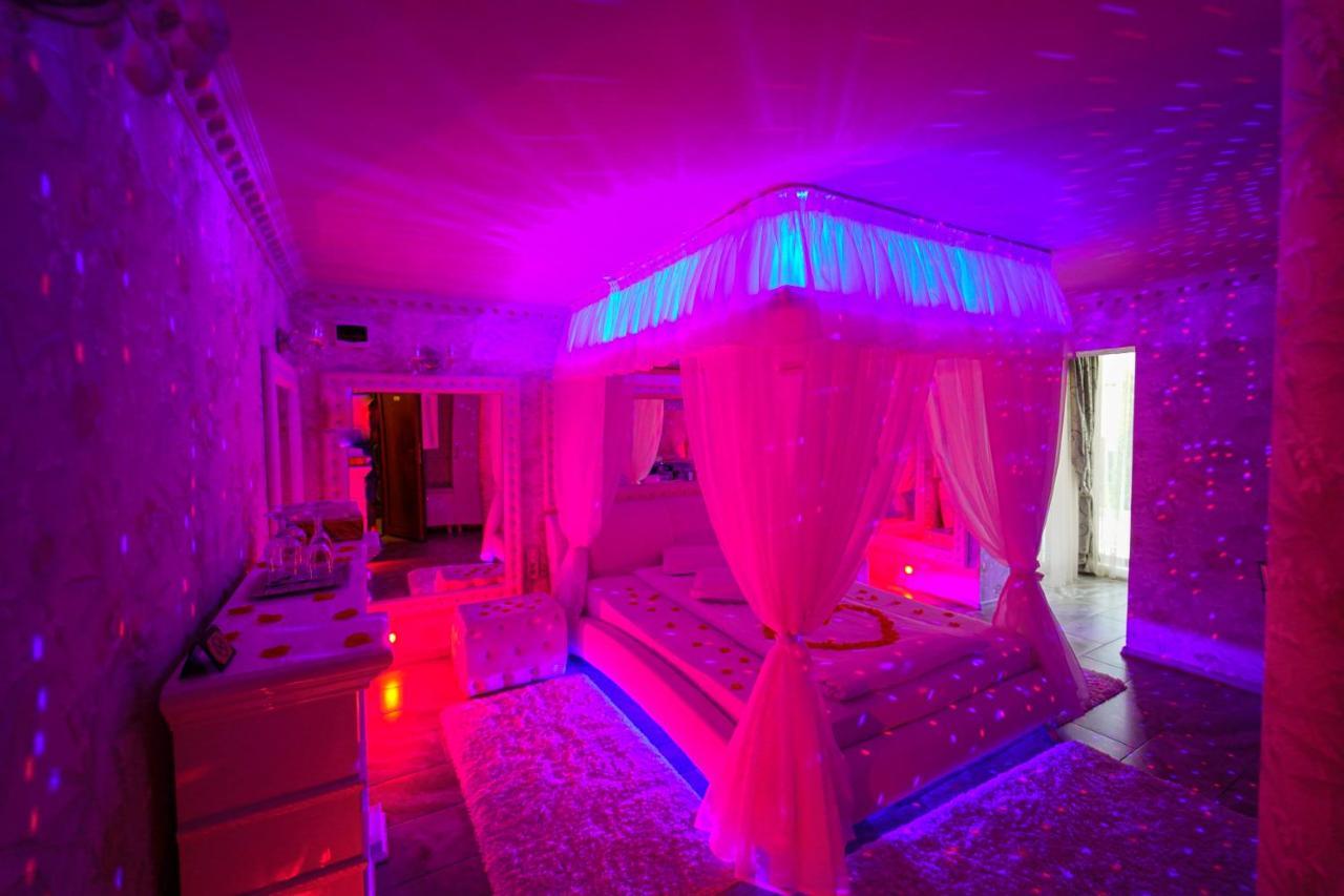 Love hotel Anadi Boutique Only Adult Brasov
