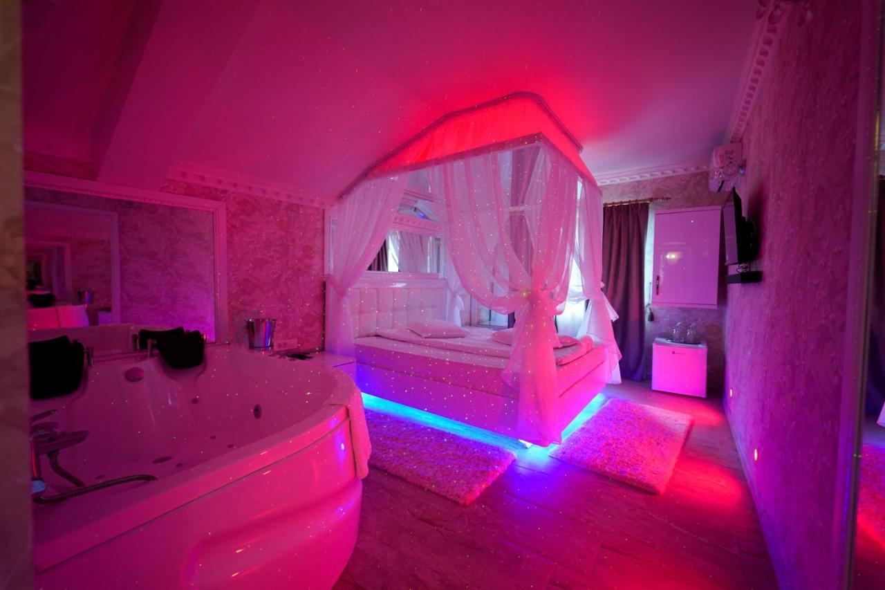 Anadi Boutique Only Adult Love hotel Braşov