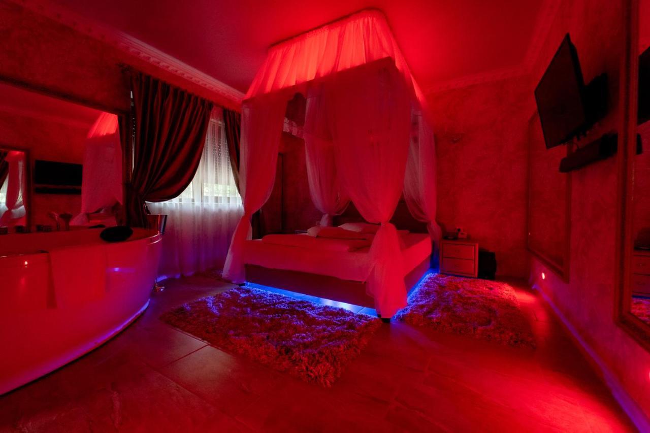 Anadi Boutique Only Adult Love hotel