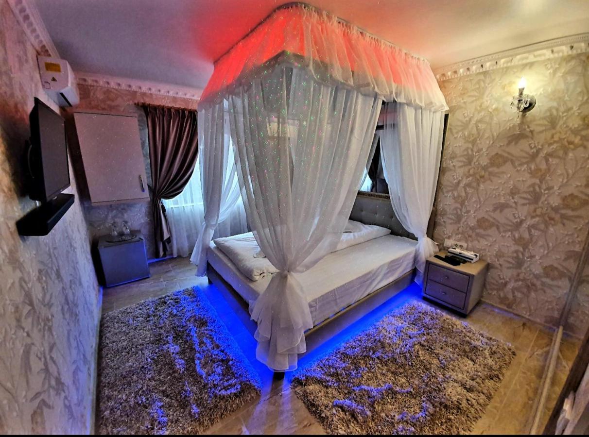 Anadi Boutique Only Adult Love hotel Braşov