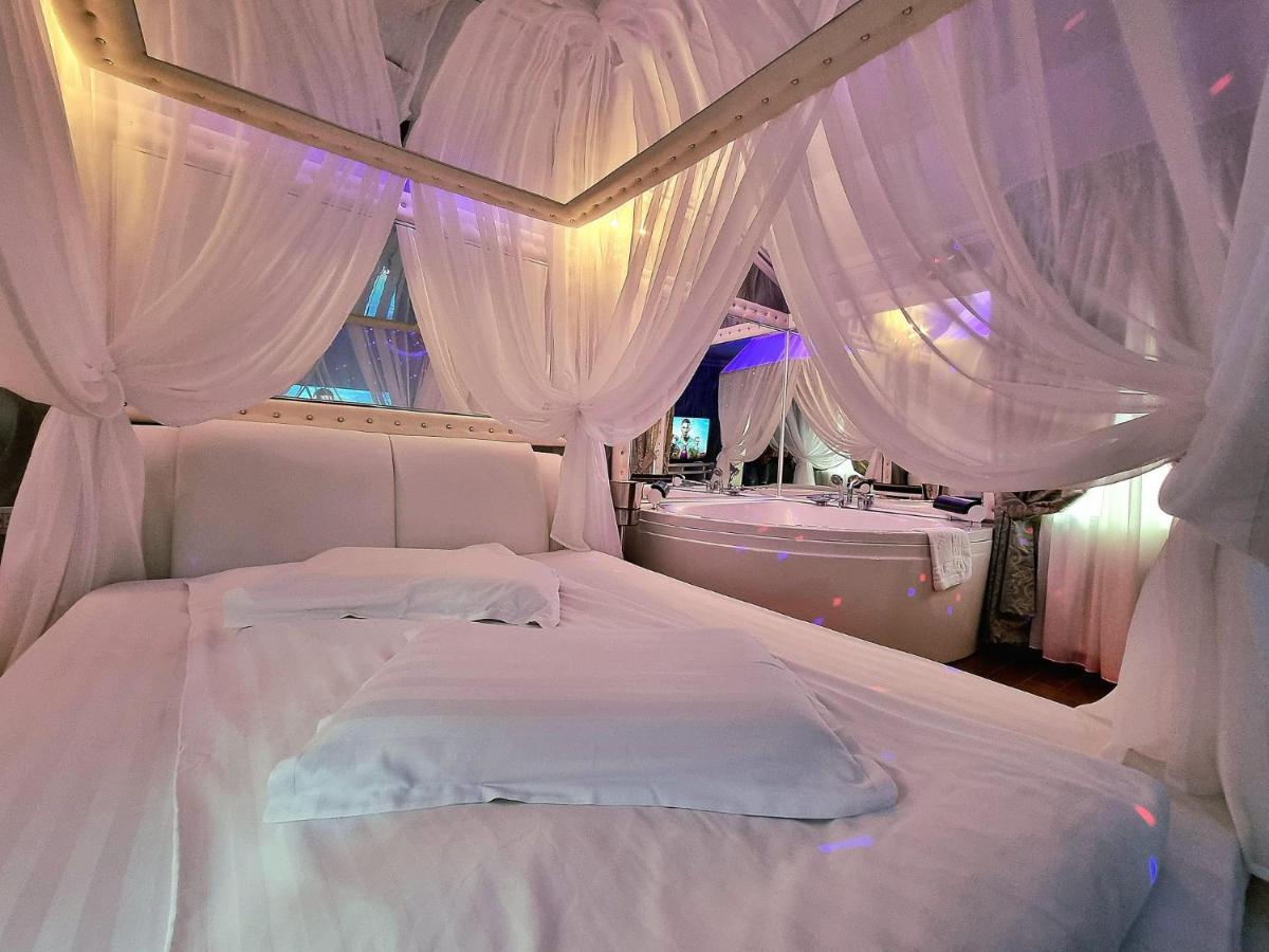 Anadi Boutique Only Adult Love hotel