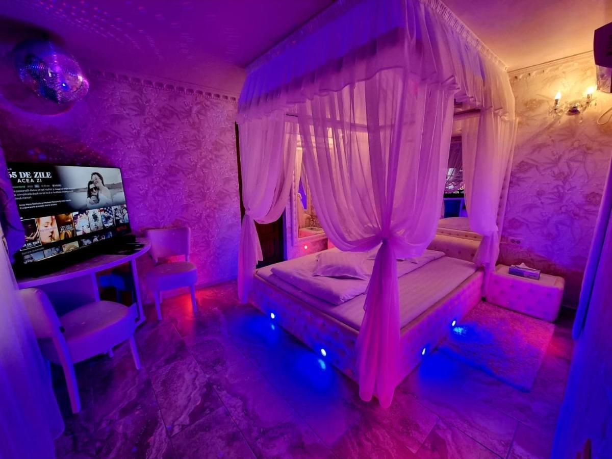 Anadi Boutique Only Adult Brasov