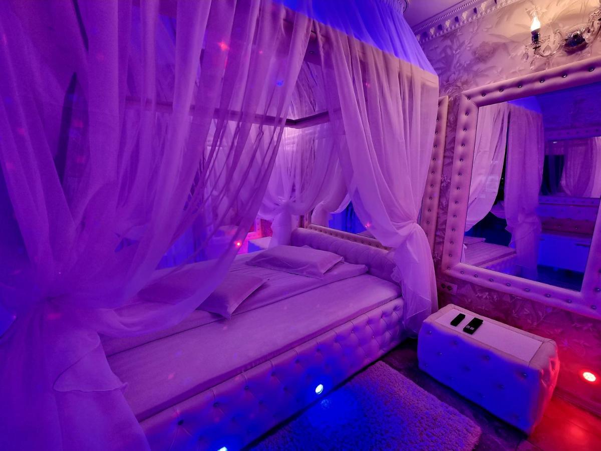 Anadi Boutique Only Adult Love hotel Braşov